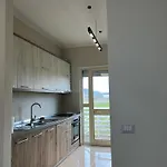 Tea Residence, Gjiri I Lalzit Delux