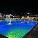 Willa Tea Residence, Gjiri I Lalzit Delux *