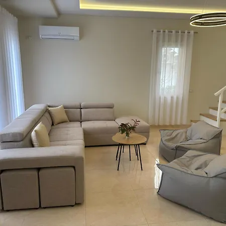 Tea Residence, Gjiri I Lalzit Delux 别墅