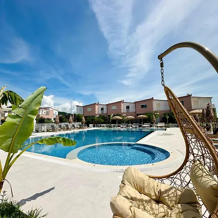 Tea Residence, Gjiri I Lalzit Delux 빌라 Durrës