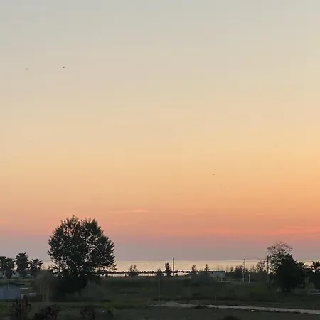 Tea Residence, Gjiri I Lalzit Delux *