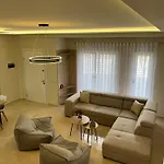 Tea Residence, Gjiri I Lalzit Delux *