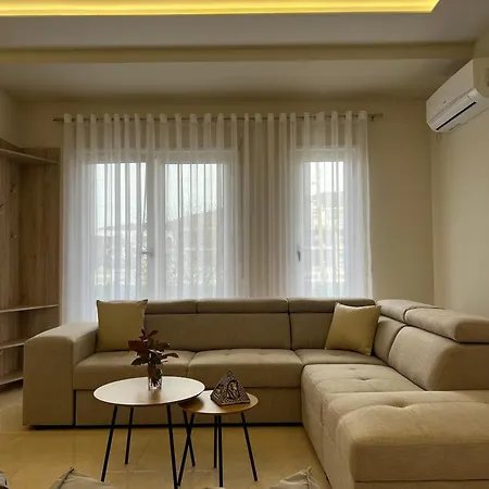 Tea Residence, Gjiri I Lalzit Delux *
