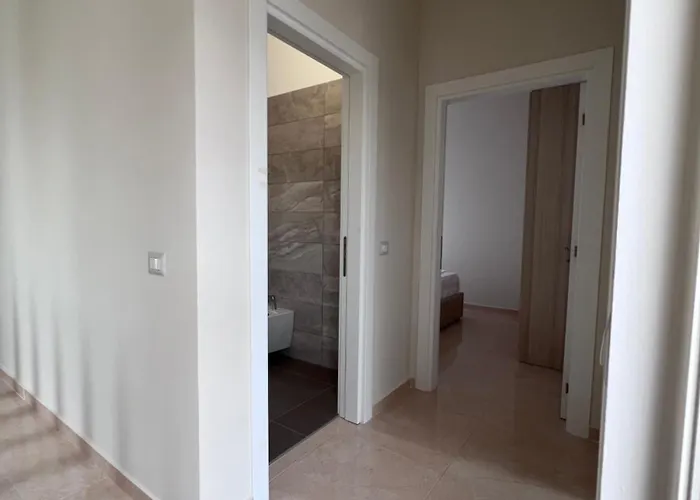 Tea Residence, Gjiri I Lalzit Delux