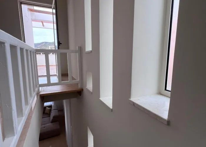 Tea Residence, Gjiri I Lalzit Delux *
